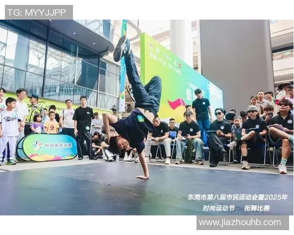 武汉街舞队战术之争引发热议舞者们的风格与策略碰撞成焦点