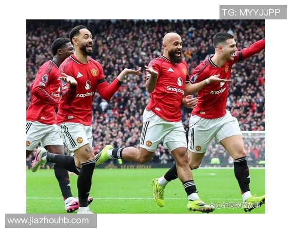 曼联与埃弗顿激战正酣最终比赛结果揭晓引发热议 曼联与埃弗顿激战正酣最终比赛结果揭晓引发热议