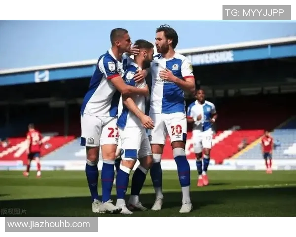 英冠焦点战加的夫城迎战哈德斯全力争胜展现球队实力