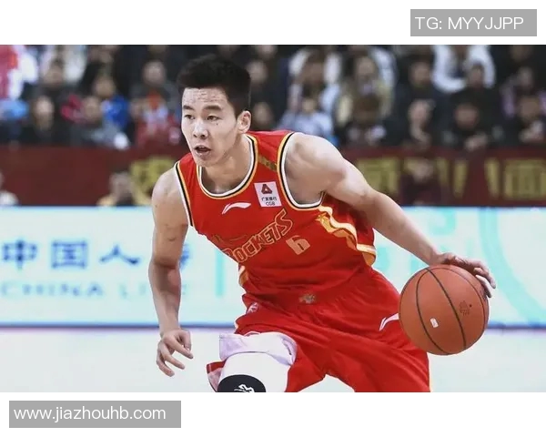 2018年八一队与新疆队激战回顾：篮球场上的激情与荣耀对决